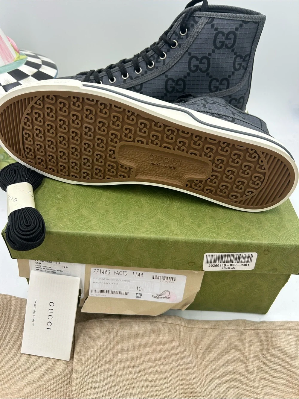 Men's Gucci tennis 1977 high top sneakers size 10.5 fits 11.5 US made in Italy